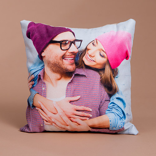 Create your own personalised cushion or canvas from your favourite photos. Upload your own image to make custom photo cushions which are ideal bespoke gifts.